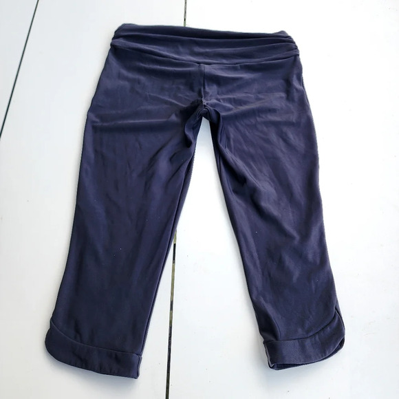 Under Armour Womens Heatgear Compression Black Capri Leggings Rutched Active M - Picture 9 of 9